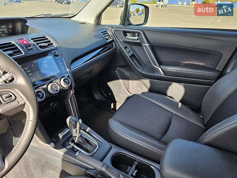 Внедорожник / Кроссовер Subaru Forester 2018 в Днепре