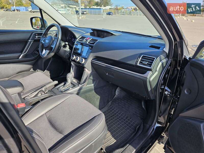 Внедорожник / Кроссовер Subaru Forester 2018 в Днепре