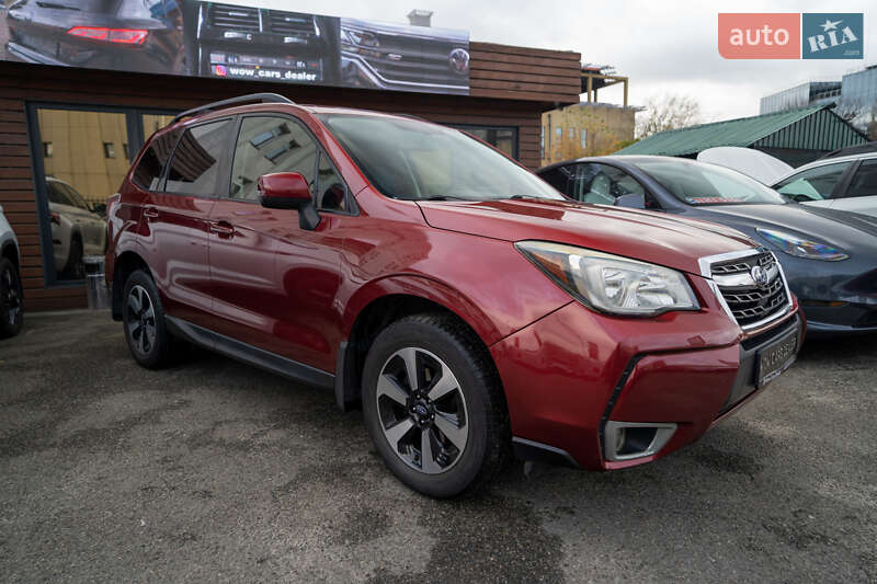 Позашляховик / Кросовер Subaru Forester 2017 в Києві