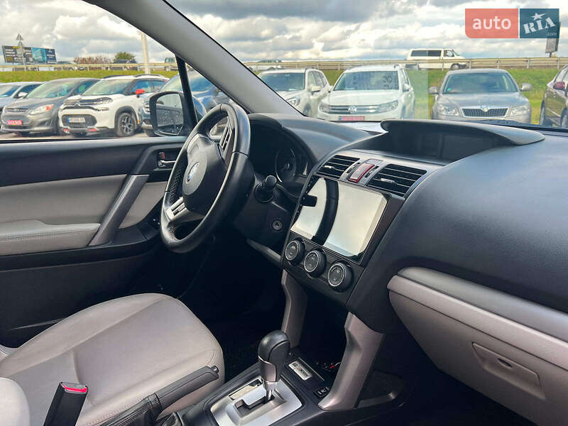 Внедорожник / Кроссовер Subaru Forester 2015 в Львове