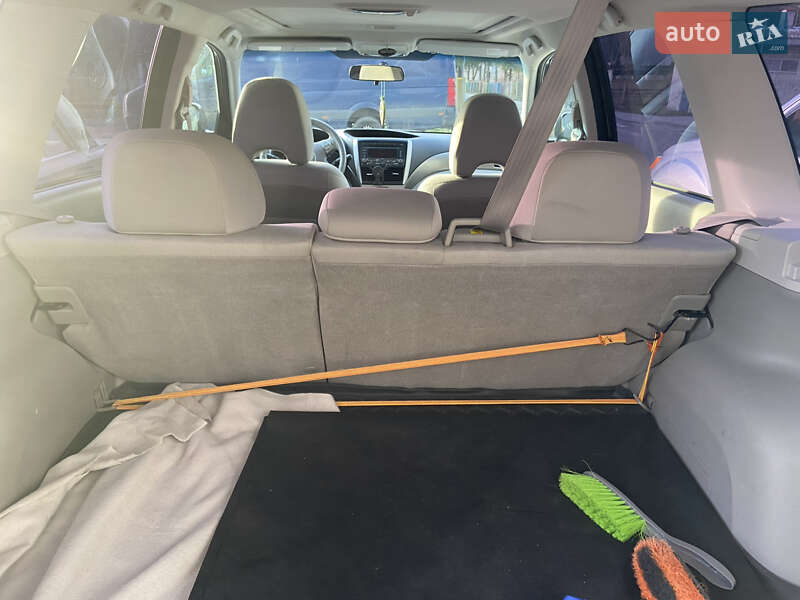 Внедорожник / Кроссовер Subaru Forester 2010 в Львове