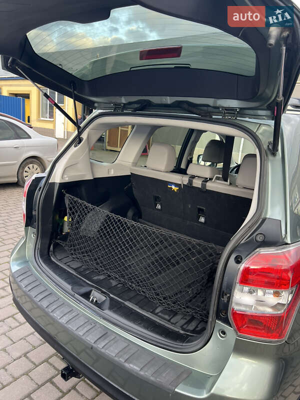 Внедорожник / Кроссовер Subaru Forester 2014 в Ивано-Франковске