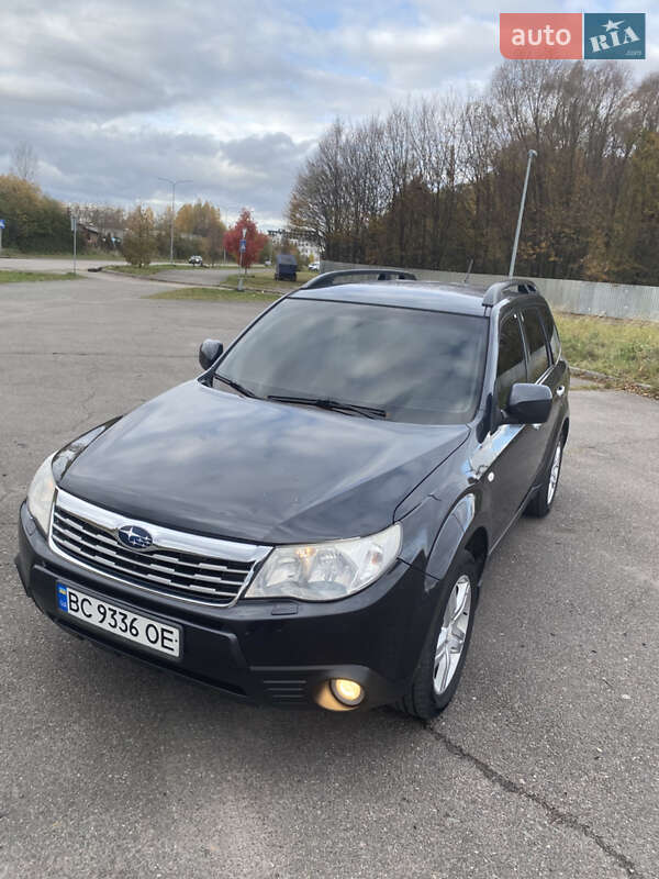 Позашляховик / Кросовер Subaru Forester 2008 в Львові