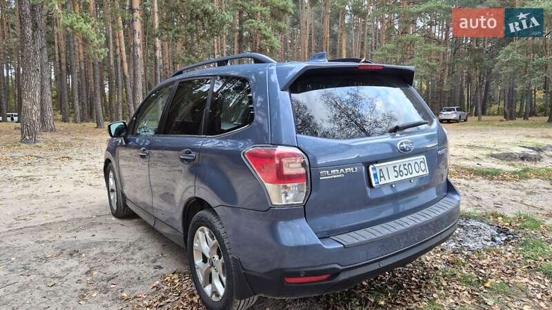 Внедорожник / Кроссовер Subaru Forester 2017 в Нетешине