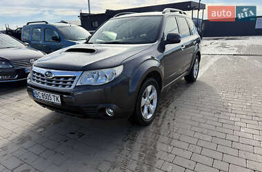 Позашляховик / Кросовер Subaru Forester 2012 в Львові