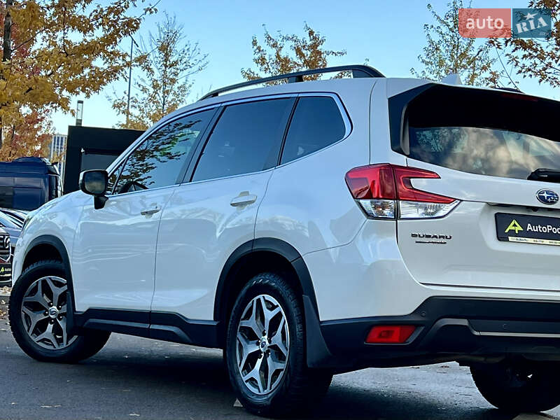 Внедорожник / Кроссовер Subaru Forester 2020 в Киеве