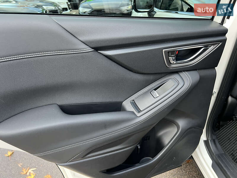 Внедорожник / Кроссовер Subaru Forester 2020 в Киеве