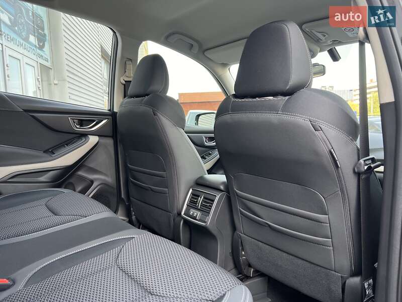 Внедорожник / Кроссовер Subaru Forester 2024 в Киеве