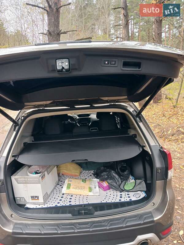 Внедорожник / Кроссовер Subaru Forester 2019 в Верхнеднепровске