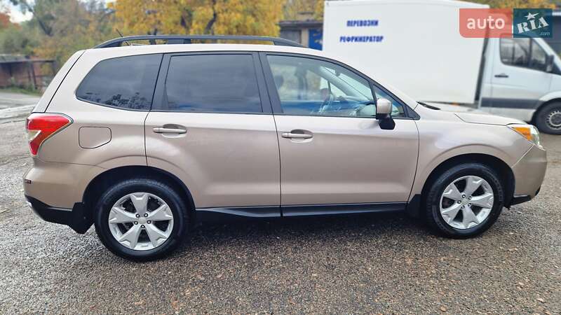Внедорожник / Кроссовер Subaru Forester 2014 в Киеве