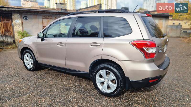 Внедорожник / Кроссовер Subaru Forester 2014 в Киеве