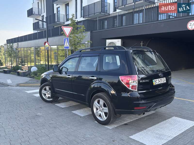 Позашляховик / Кросовер Subaru Forester 2008 в Львові