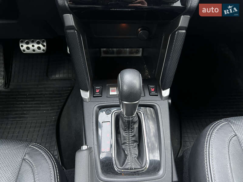 Внедорожник / Кроссовер Subaru Forester 2017 в Днепре