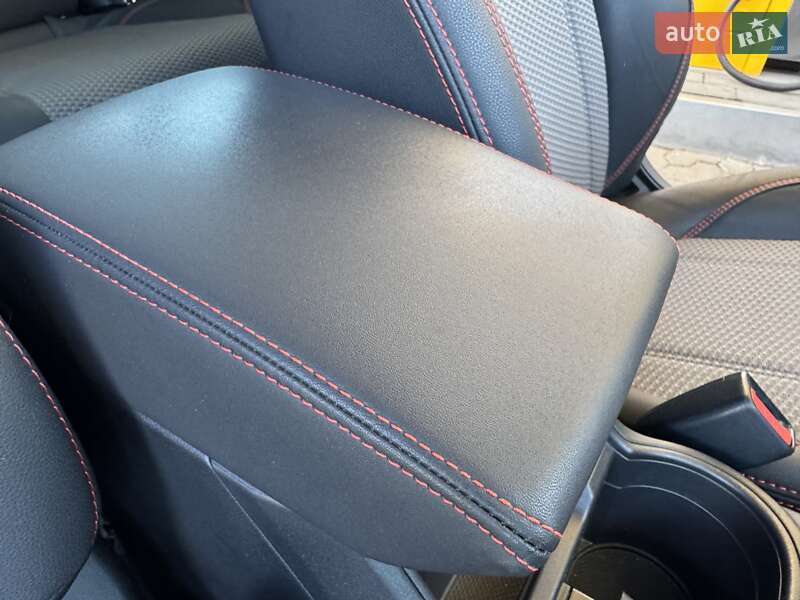 Позашляховик / Кросовер Subaru Forester 2023 в Києві