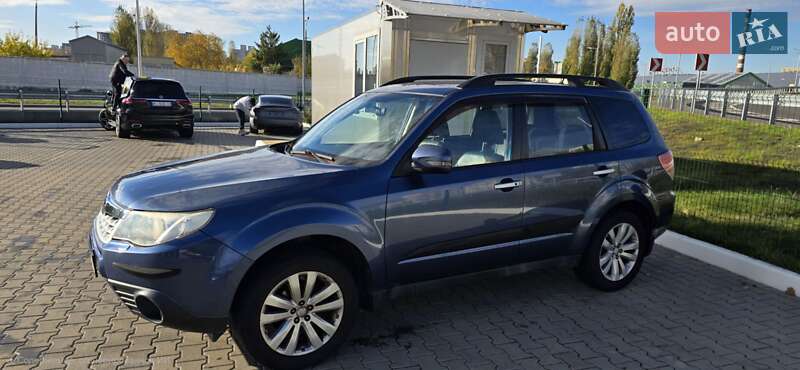 Внедорожник / Кроссовер Subaru Forester 2012 в Киеве