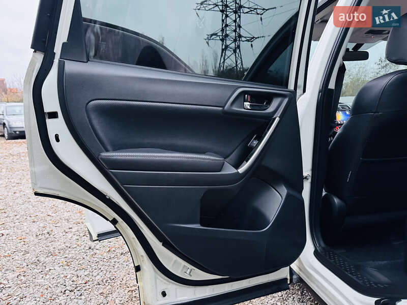 Внедорожник / Кроссовер Subaru Forester 2018 в Харькове