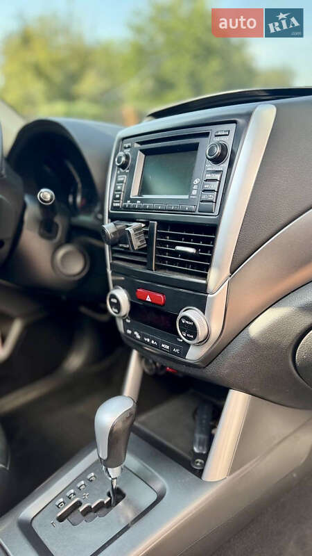 Внедорожник / Кроссовер Subaru Forester 2011 в Киеве
