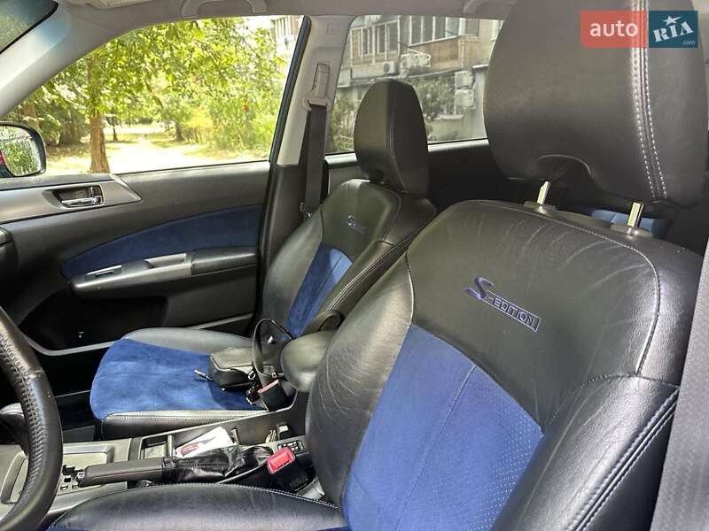 Внедорожник / Кроссовер Subaru Forester 2011 в Одессе