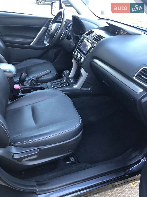 Позашляховик / Кросовер Subaru Forester 2015 в Одесі