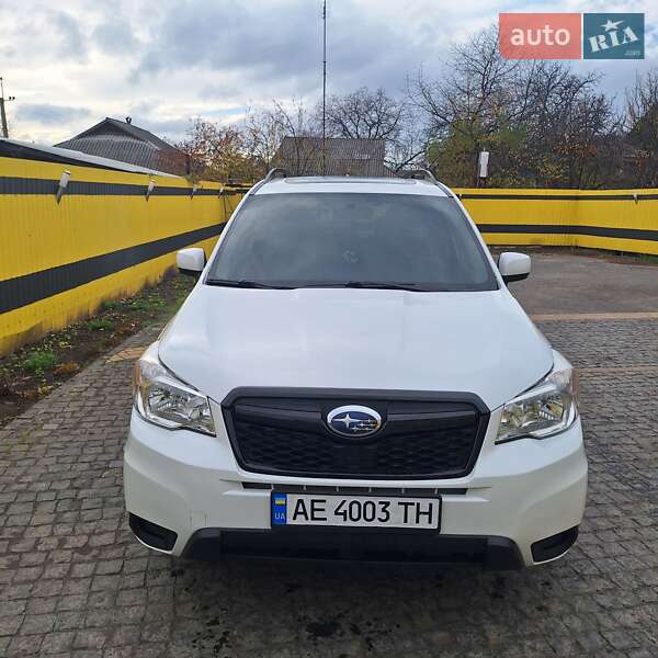 Внедорожник / Кроссовер Subaru Forester 2015 в Гайвороне