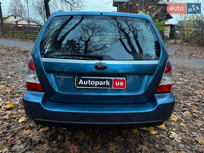 Внедорожник / Кроссовер Subaru Forester 2006 в Киеве