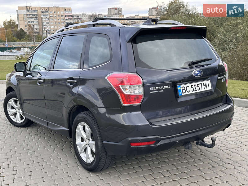 Позашляховик / Кросовер Subaru Forester 2015 в Львові