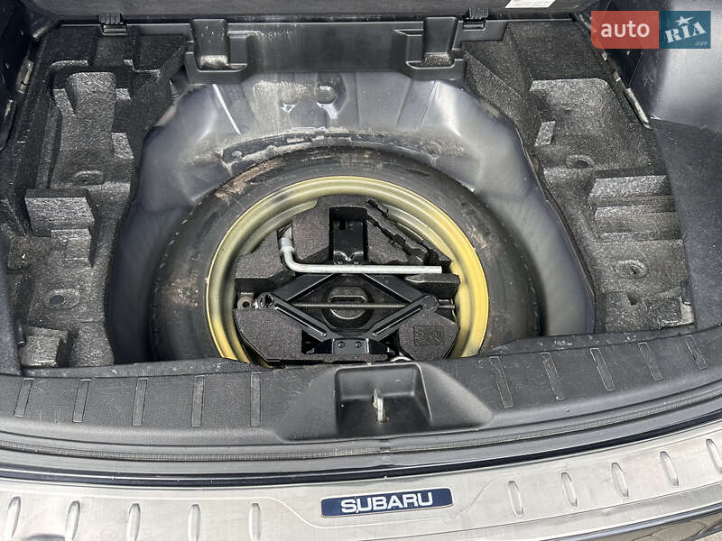 Позашляховик / Кросовер Subaru Forester 2015 в Львові