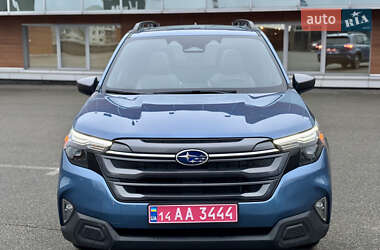 Внедорожник / Кроссовер Subaru Forester 2024 в Киеве