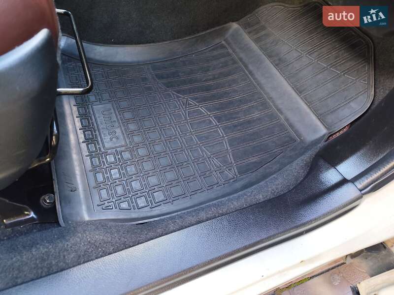 Позашляховик / Кросовер Subaru Forester 2018 в Кам'янському