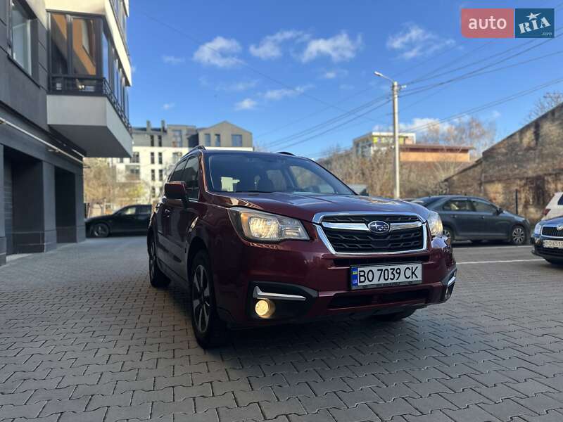 Внедорожник / Кроссовер Subaru Forester 2017 в Тернополе