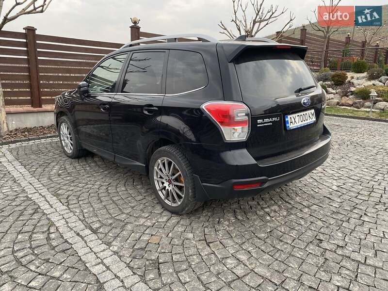 Внедорожник / Кроссовер Subaru Forester 2018 в Львове