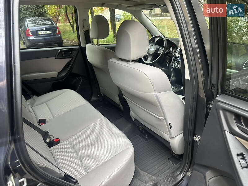 Позашляховик / Кросовер Subaru Forester 2015 в Києві фото 24 Позашляховик / Кросовер Subaru Forester 2015 в Києві