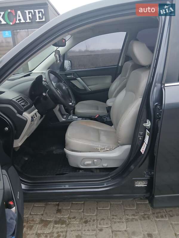 Внедорожник / Кроссовер Subaru Forester 2013 в Жовкве