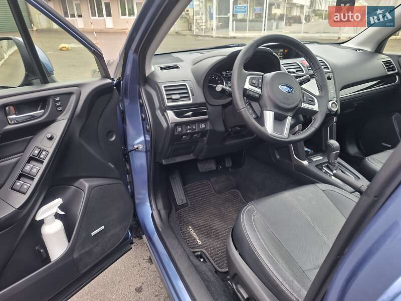 Внедорожник / Кроссовер Subaru Forester 2016 в Одессе