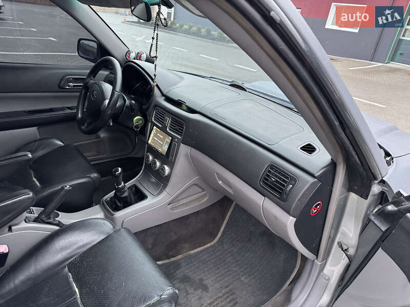Позашляховик / Кросовер Subaru Forester 2005 в Дубні