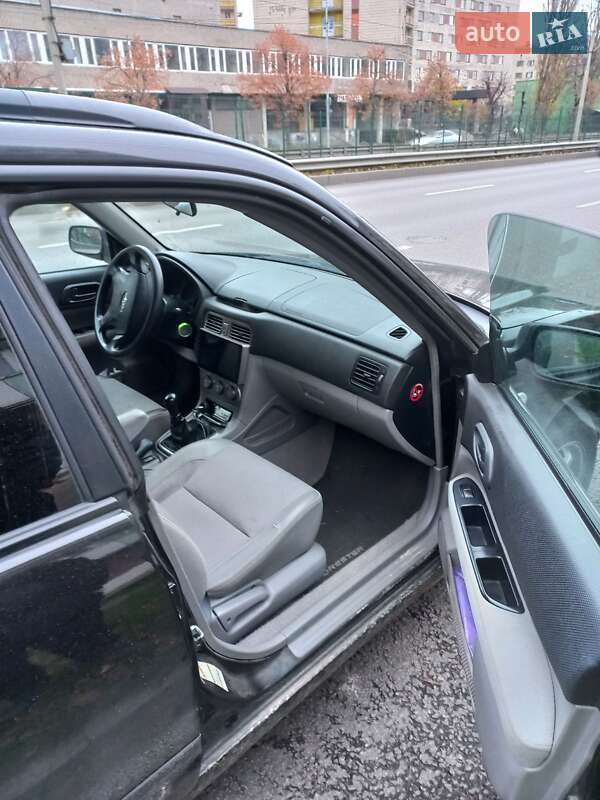 Позашляховик / Кросовер Subaru Forester 2003 в Києві фото 9 Позашляховик / Кросовер Subaru Forester 2003 в Києві