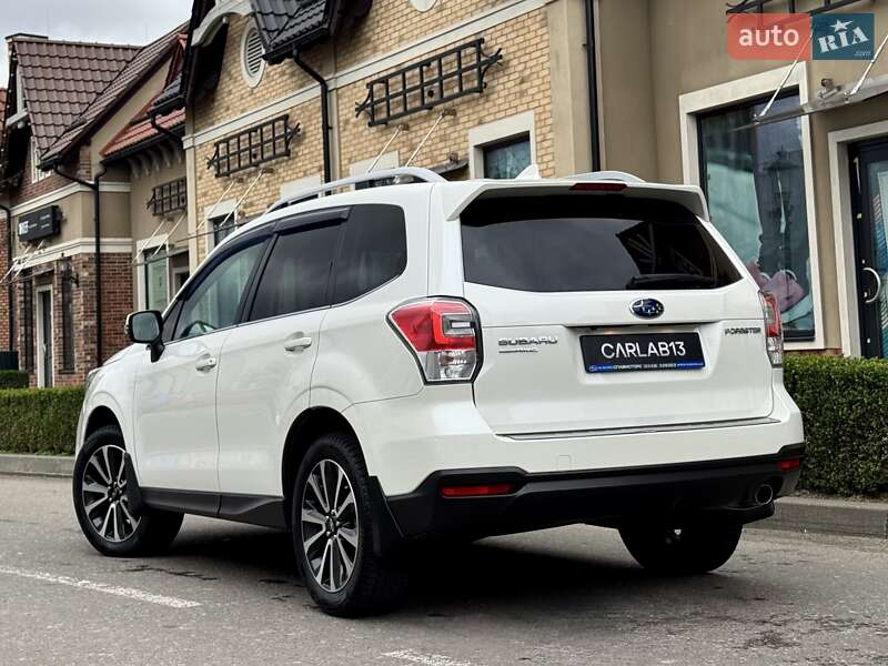 Внедорожник / Кроссовер Subaru Forester 2018 в Киеве