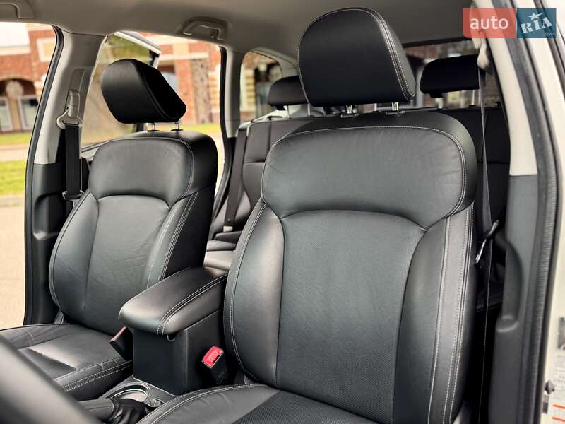 Внедорожник / Кроссовер Subaru Forester 2018 в Киеве