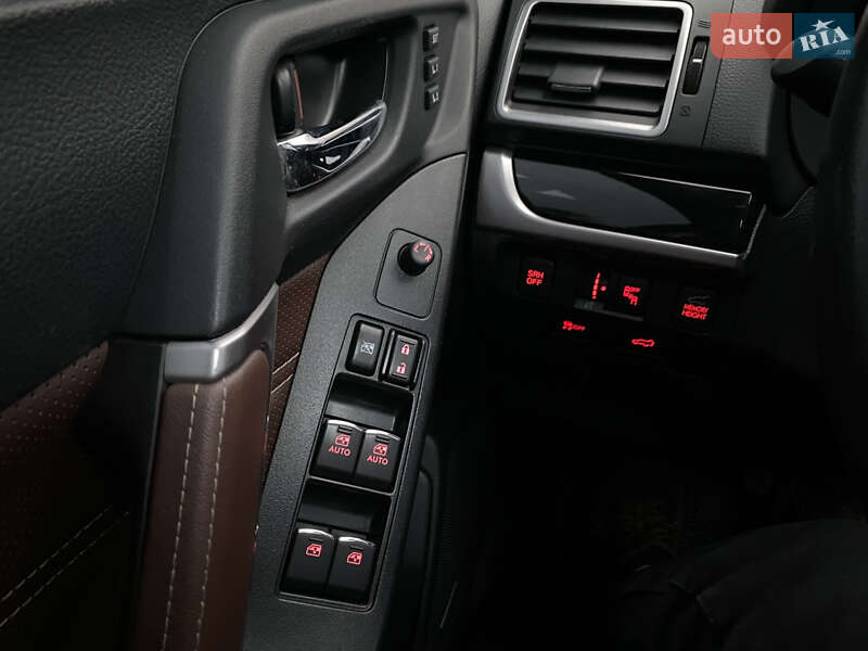 Позашляховик / Кросовер Subaru Forester 2016 в Дніпрі фото 12 Позашляховик / Кросовер Subaru Forester 2016 в Дніпрі