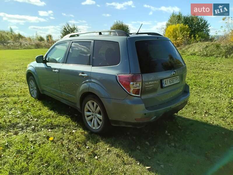 Позашляховик / Кросовер Subaru Forester 2012 в Житомирі