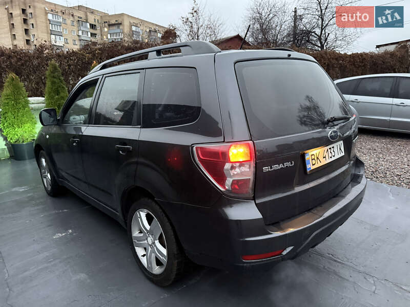 Внедорожник / Кроссовер Subaru Forester 2008 в Киеве