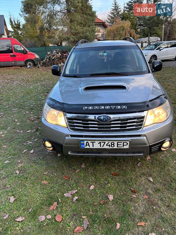 Внедорожник / Кроссовер Subaru Forester 2008 в Ивано-Франковске