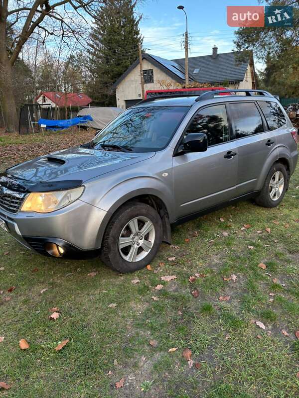 Внедорожник / Кроссовер Subaru Forester 2008 в Ивано-Франковске