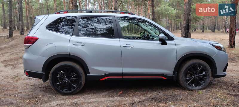 Позашляховик / Кросовер Subaru Forester 2022 в Дніпрі