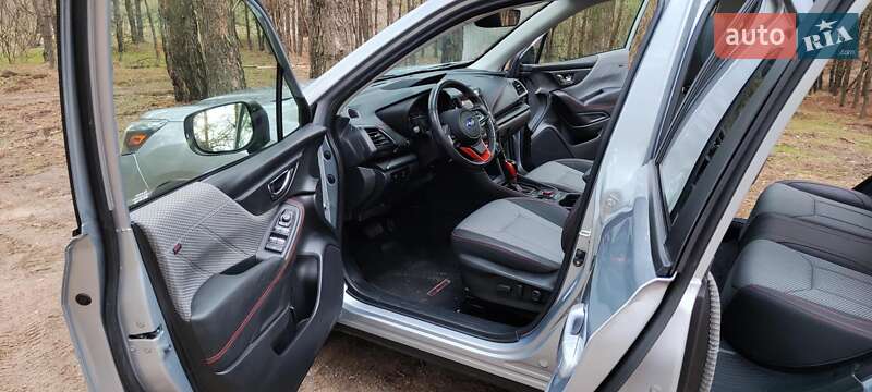 Позашляховик / Кросовер Subaru Forester 2022 в Дніпрі