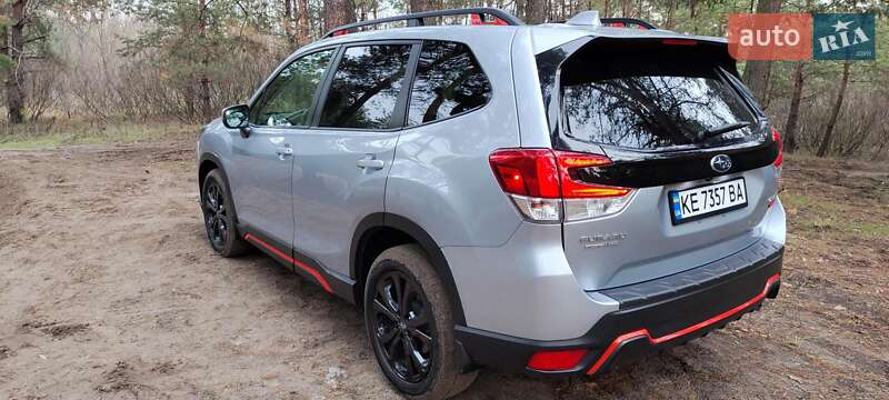 Позашляховик / Кросовер Subaru Forester 2022 в Дніпрі