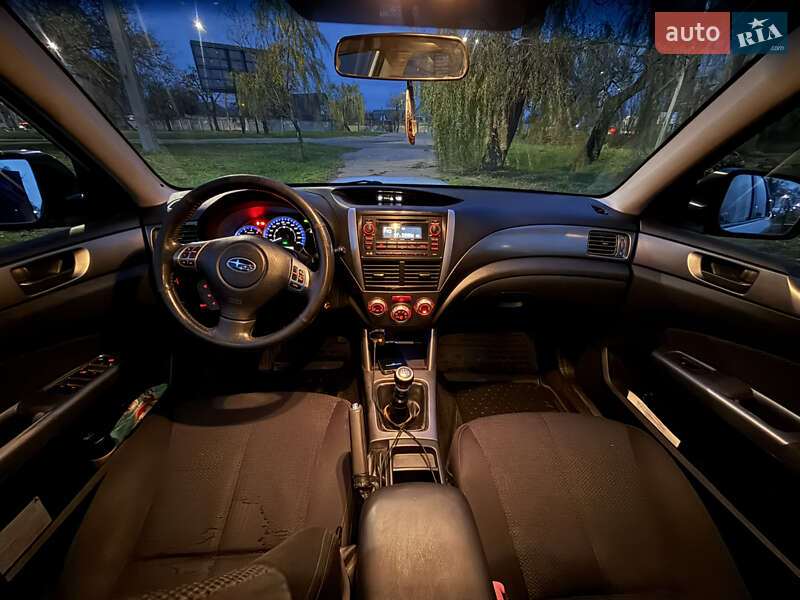 Внедорожник / Кроссовер Subaru Forester 2012 в Николаеве