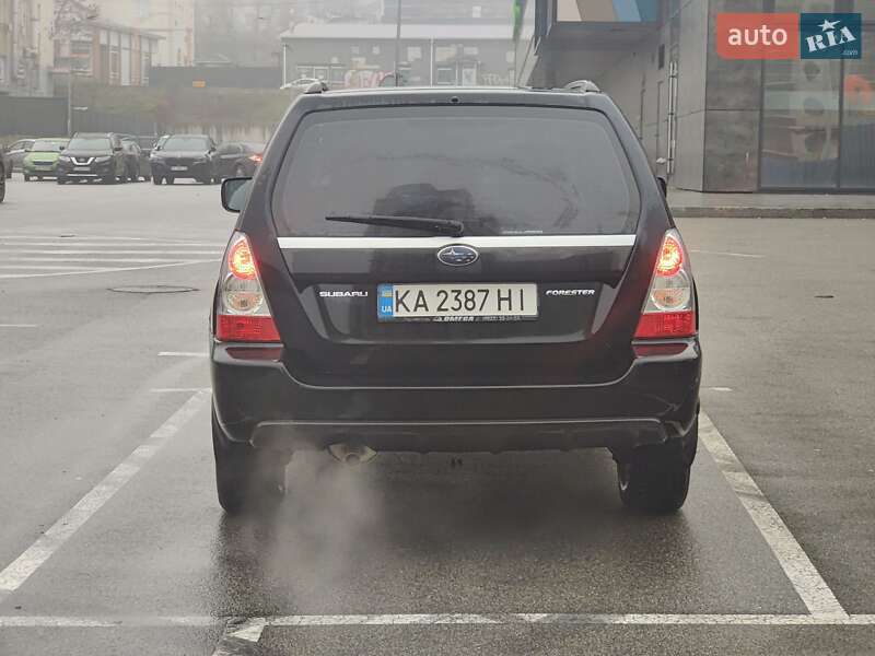 Позашляховик / Кросовер Subaru Forester 2006 в Києві