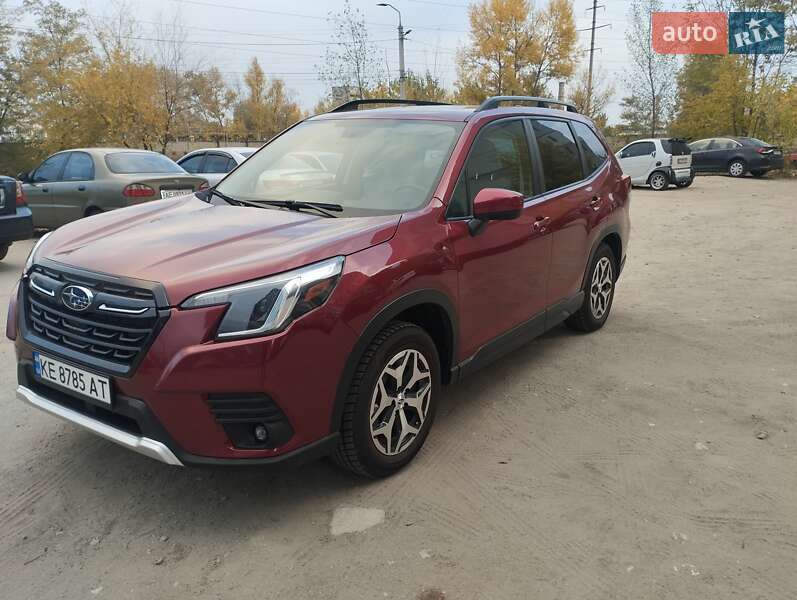 Внедорожник / Кроссовер Subaru Forester 2020 в Днепре