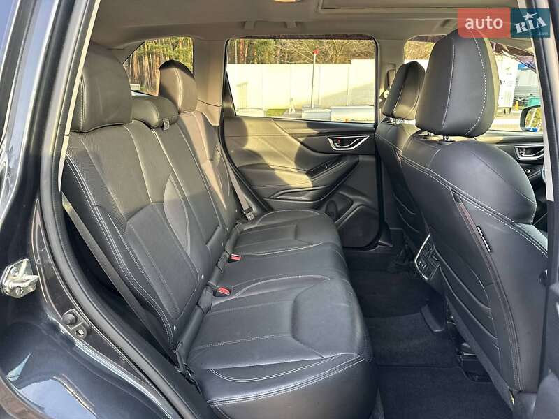 Внедорожник / Кроссовер Subaru Forester 2019 в Киеве